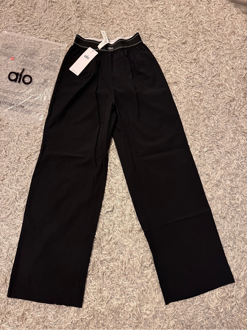 ALO Yoga women’s trouser